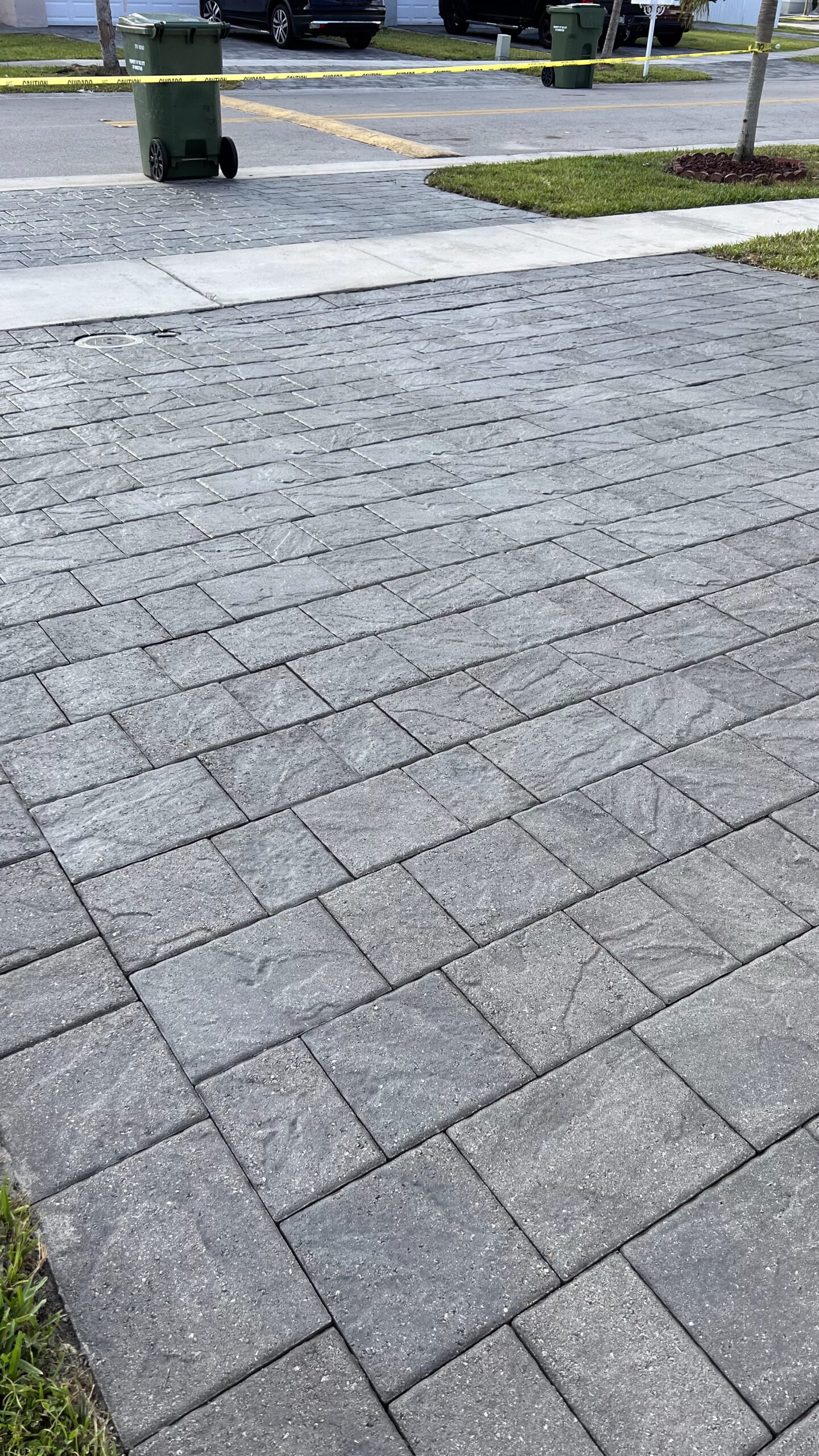 gray driveway paver sealing Miami, Pavers Sealing Expert, Paver sealing miami, pavers installation38